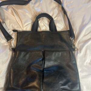 Coach Charles Foldover Tote Black Leather Messenger Bag F11241